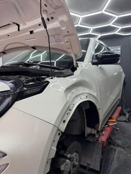 Boyasız mı Boyalı mı? Hangi Onarım Yöntemi Daha İyi?